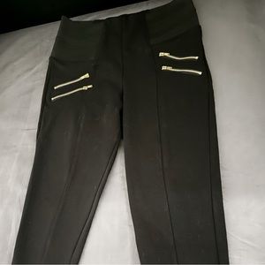 Black color size M. Clean, used in excellent condition.